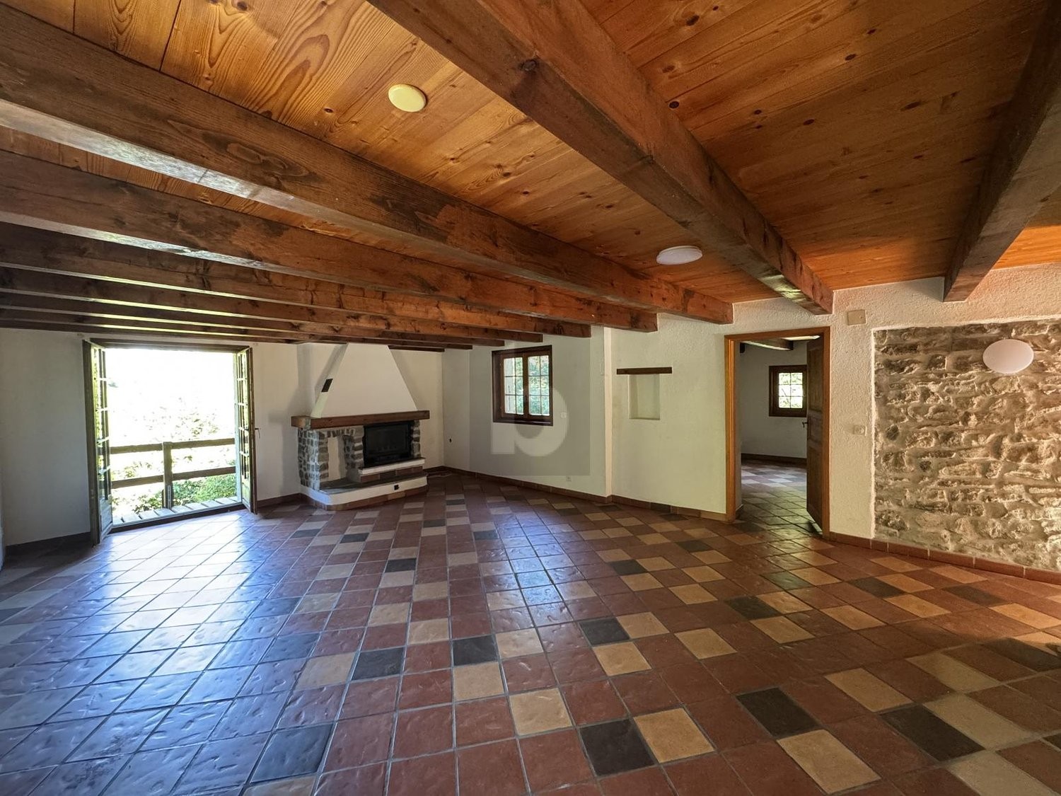 9 rooms single house