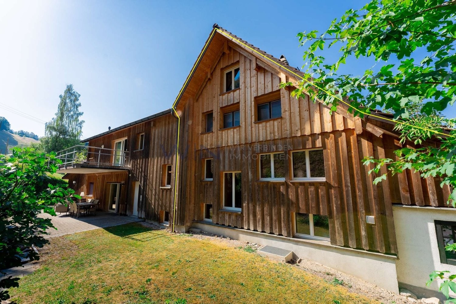 Ancienne ferme avec caractère et réserve d'aménagement

FAITS-WE
- Ebersol dans le Toggenburg, rural, prairies et forêt, centres régionaux accessibles
- 5.5 pièces, 117 m², bois apparent, deux salles d'eau, bureau ou pièce de loisirs
- Nouvelle pompe à chaleur, garage individuel, place de parc intér