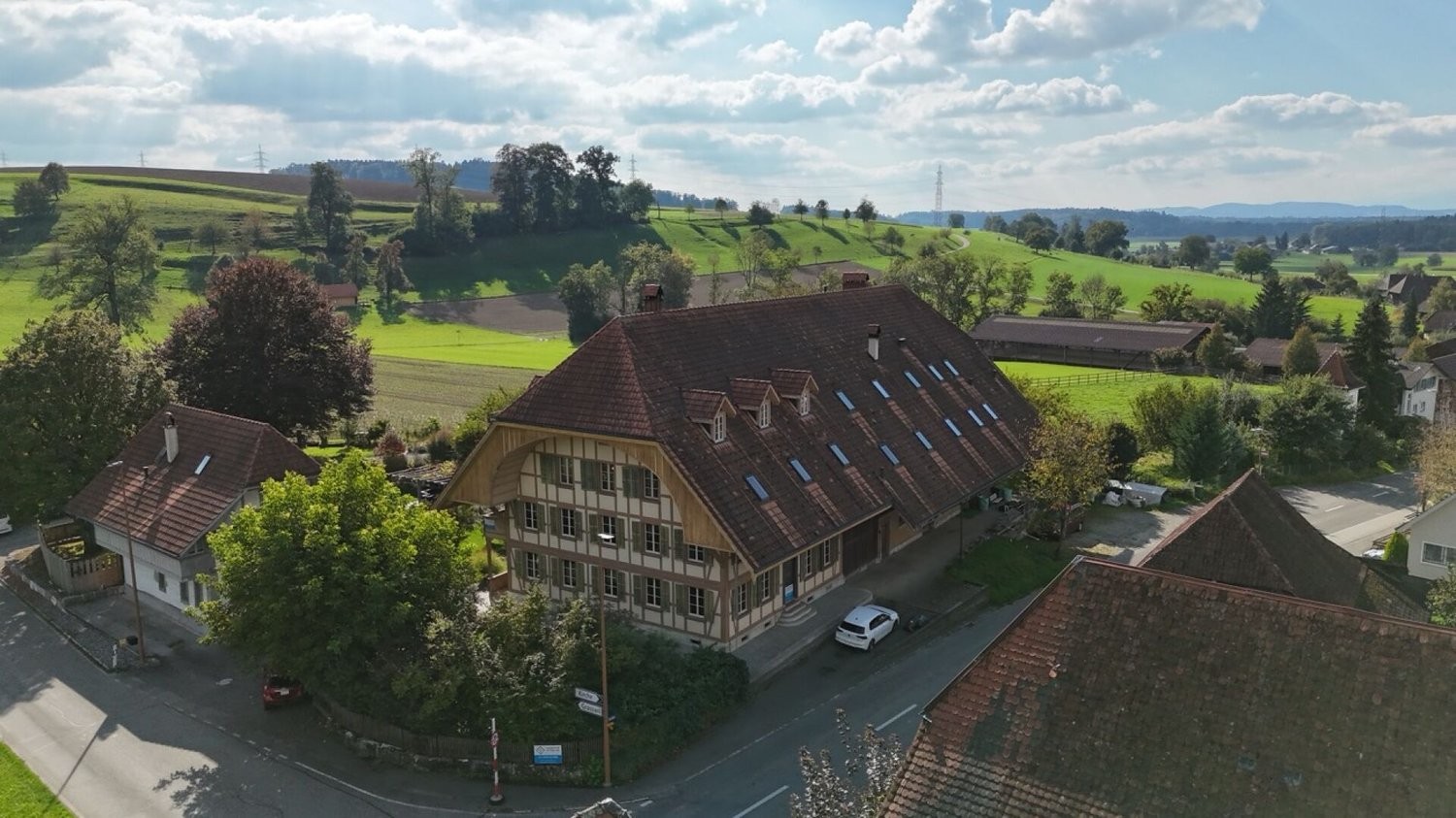 Living / commercial building, Foto 1 von 10
