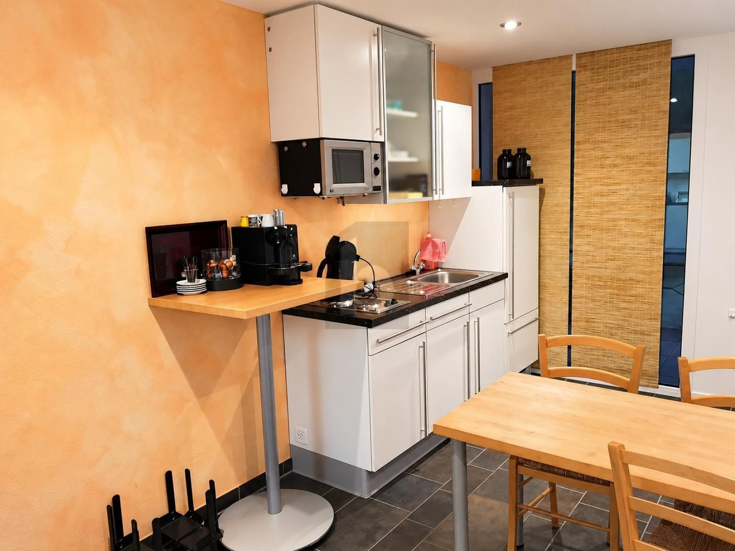 124m² studio