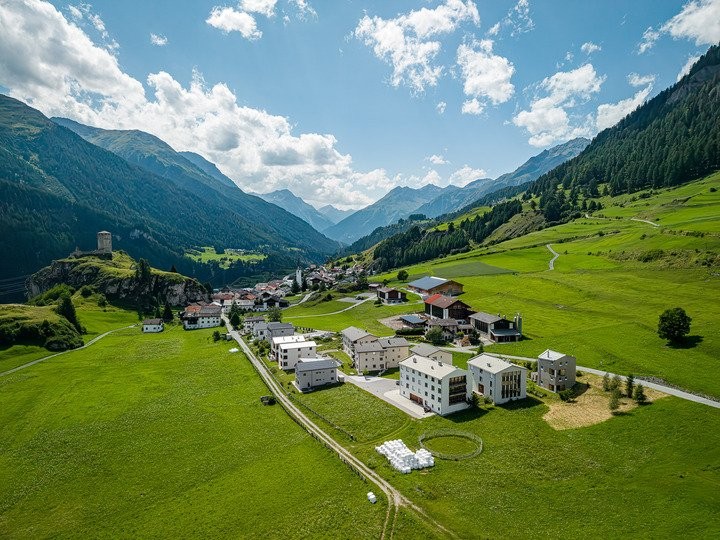 1771m² building land, Foto 2 von 8