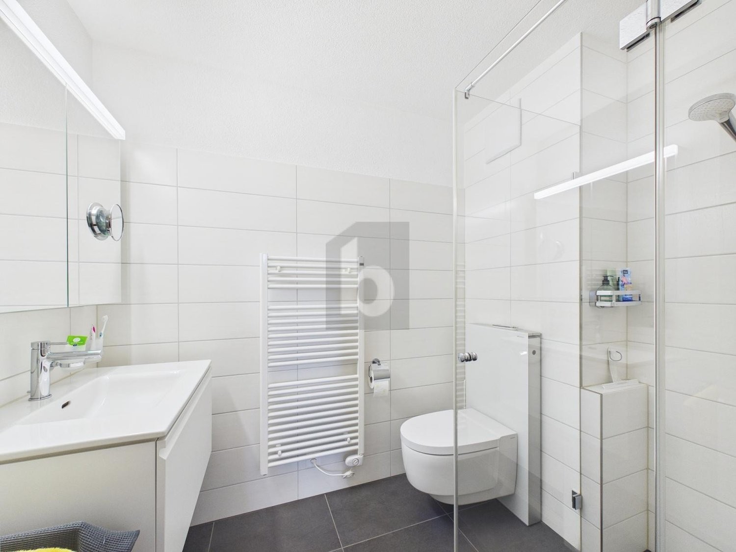 8 rooms duplex house