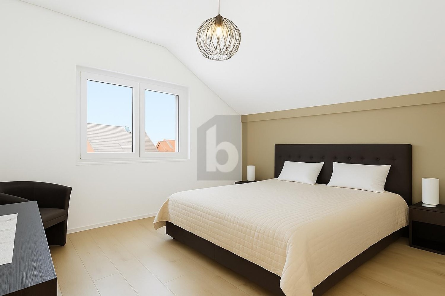 8-Zimmer-Einfamilienhaus, Foto 3 von 4