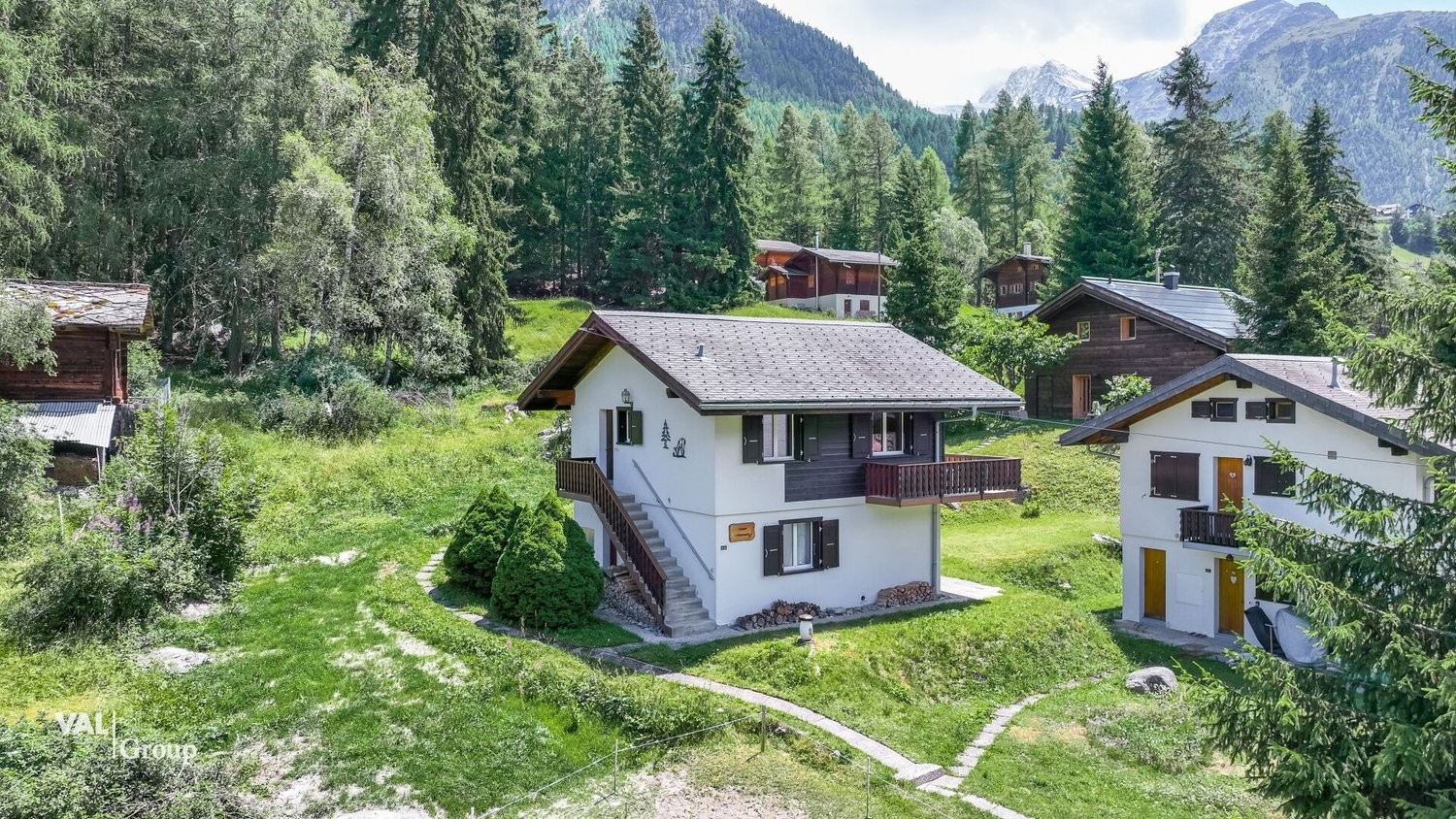 4 ½ rooms chalet, Foto 1 von 10