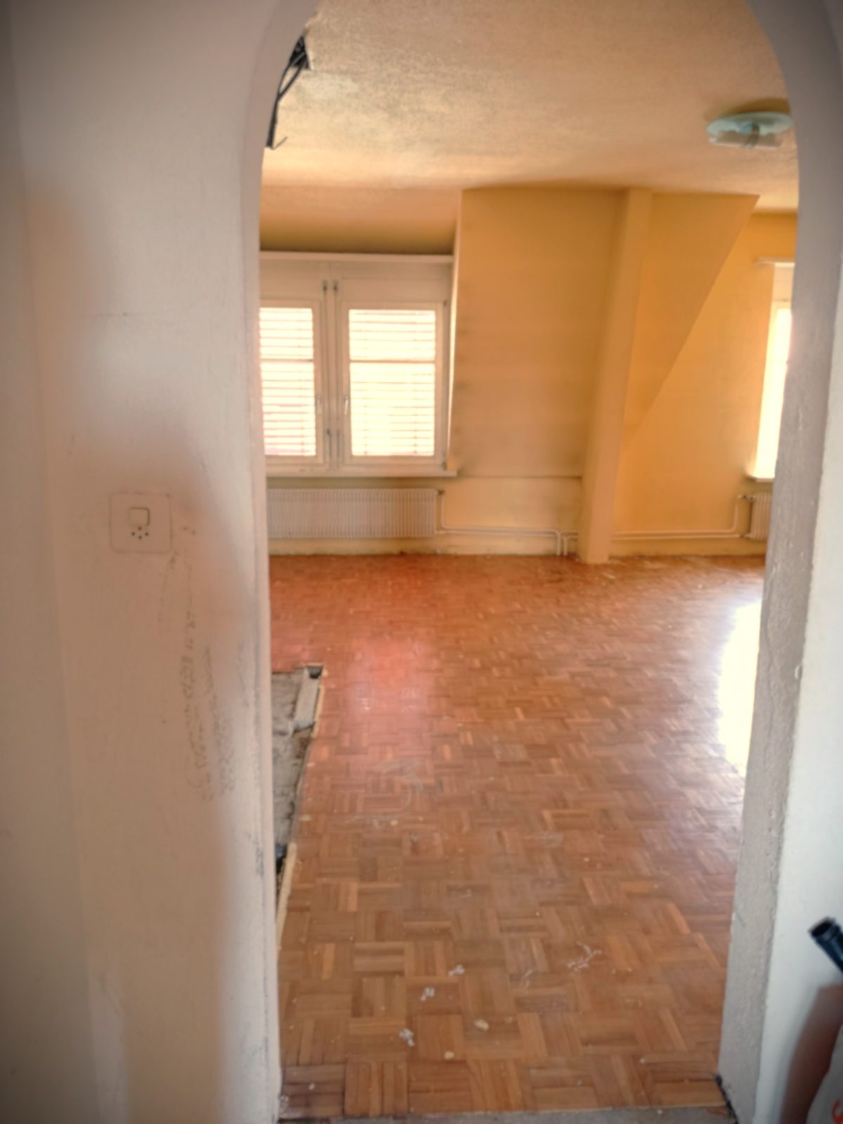 Charakterstarker Altbau sucht Ihre persönliche Note!, Foto 4 von 8