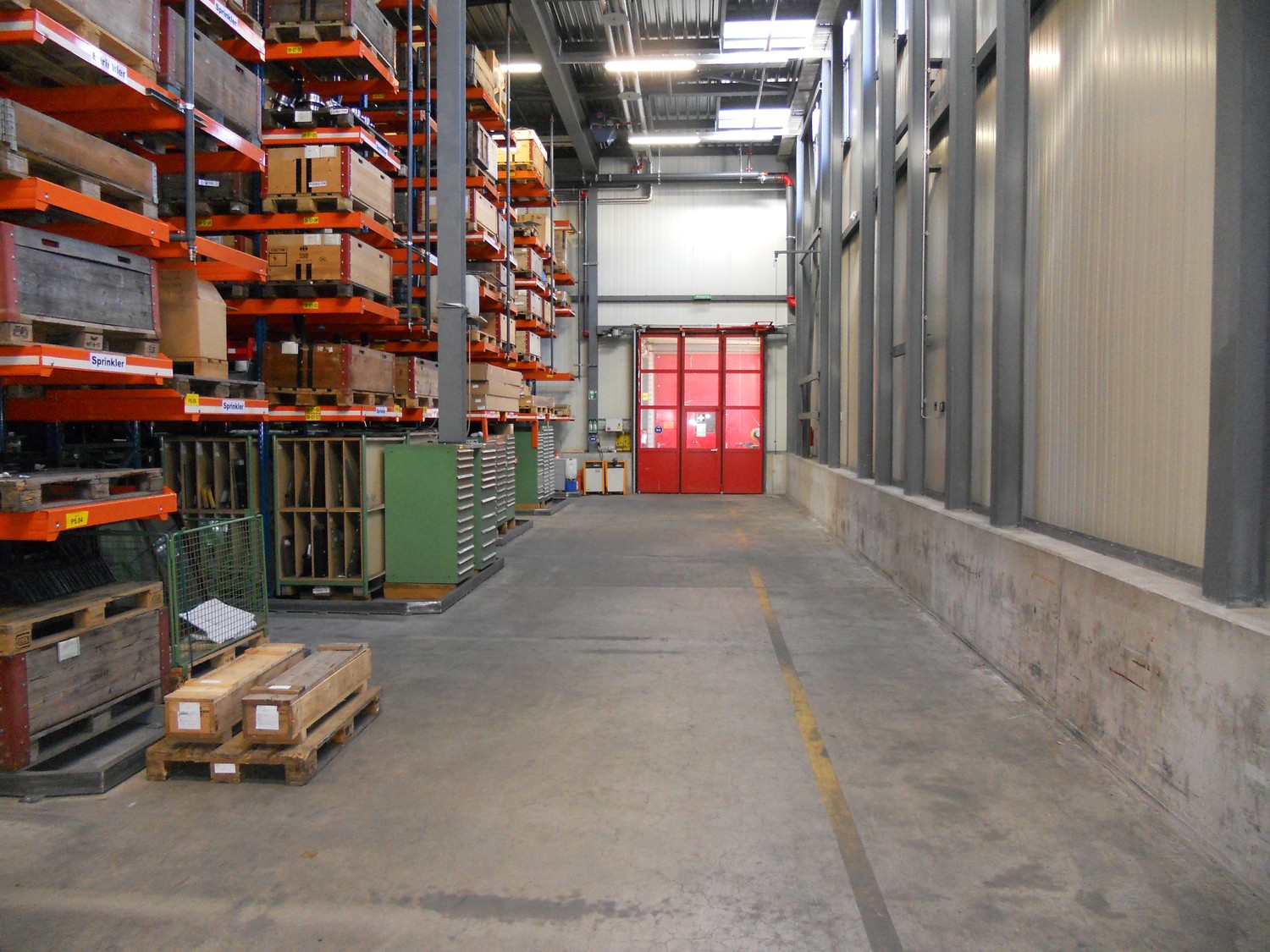 oggetto industriale di 1560m², foto 1 di 3