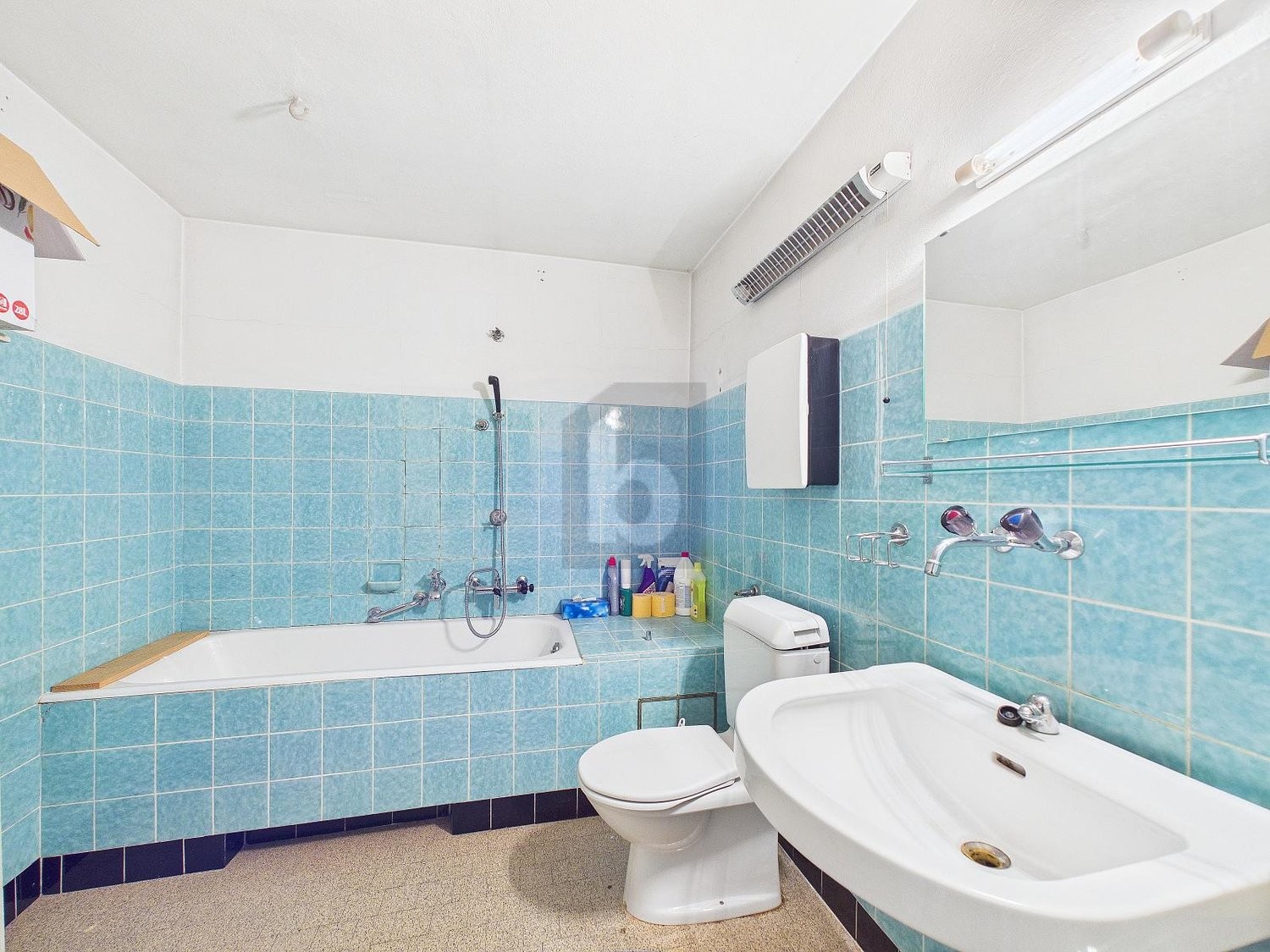 320m² edificio residenziale / commerciale