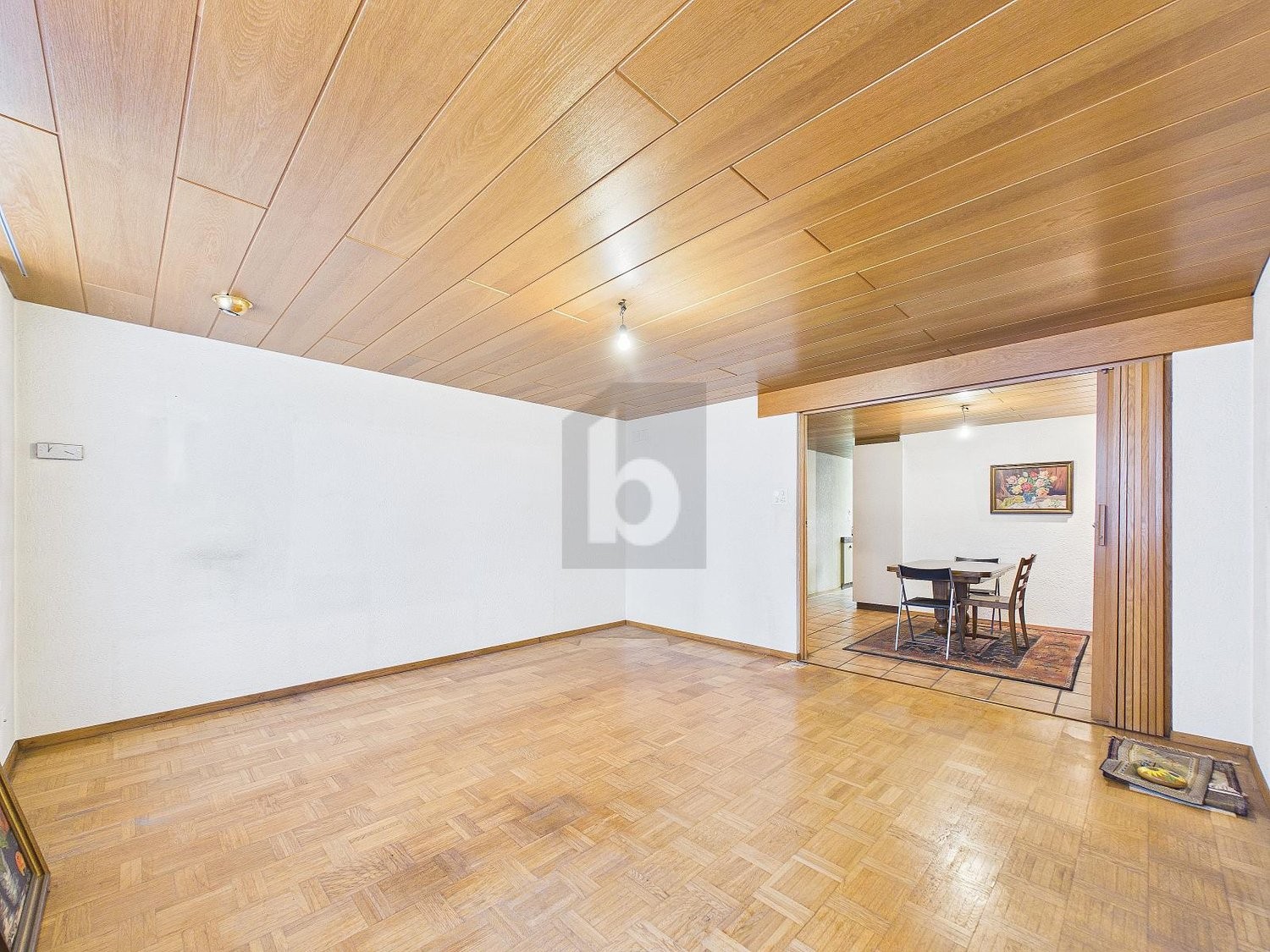 320m² edificio residenziale / commerciale