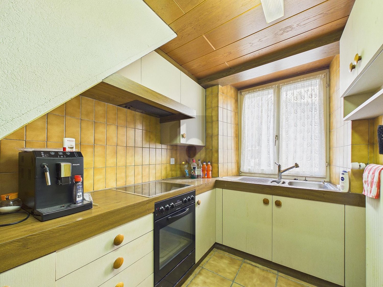 320m² edificio residenziale / commerciale