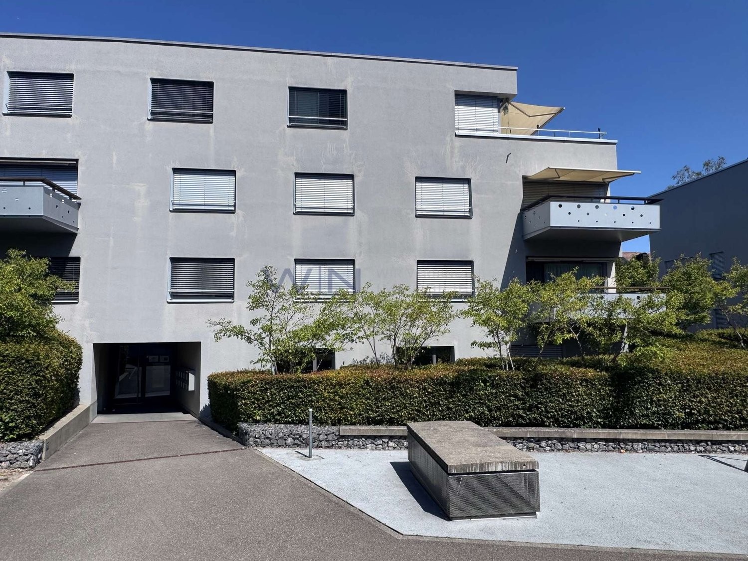 35m² office