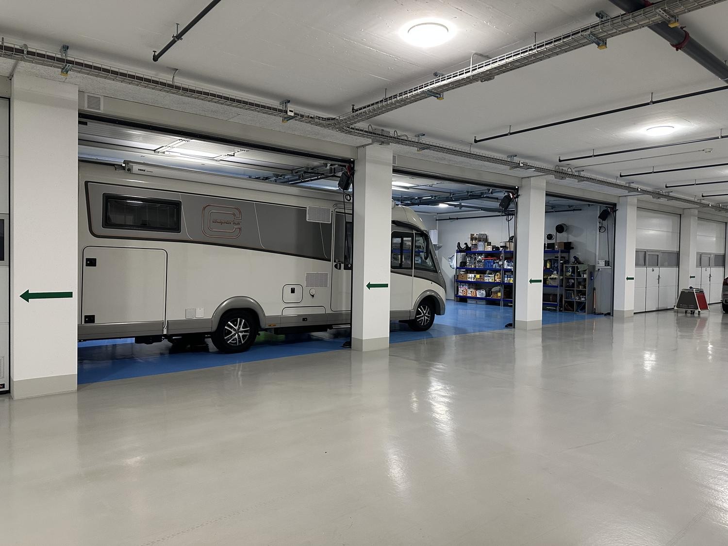 101m² commercial