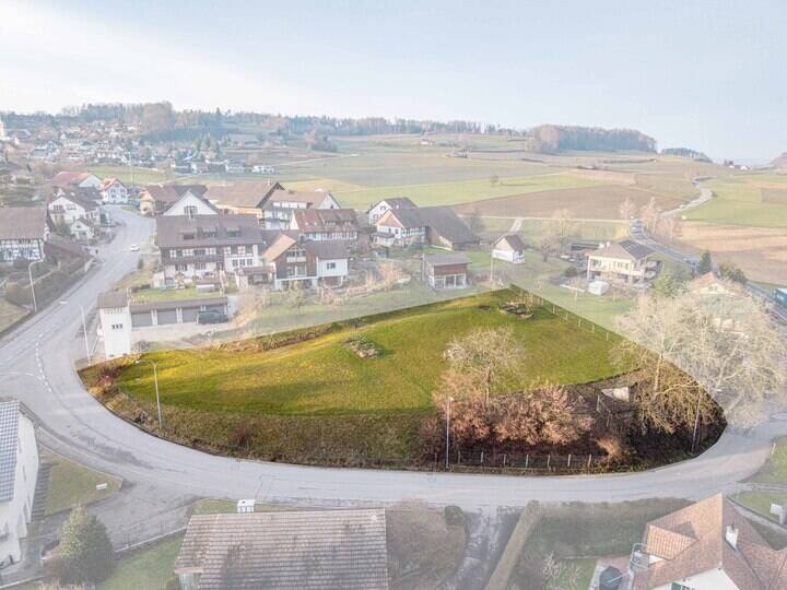 2466m² building land