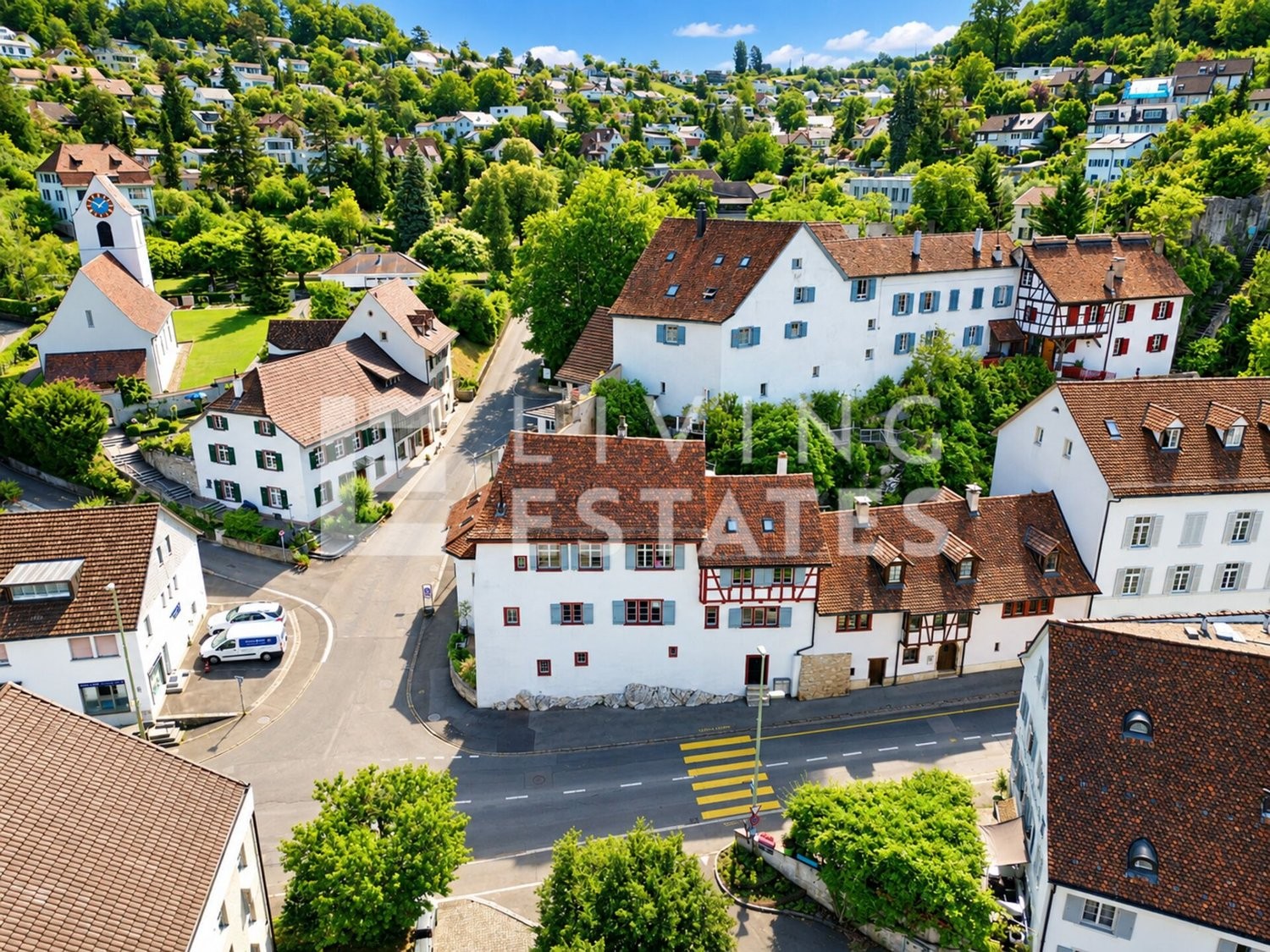 9 ½ rooms multi family house