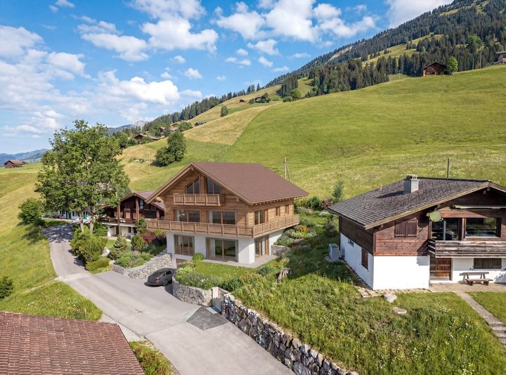 747m² building land, Foto 2 von 9