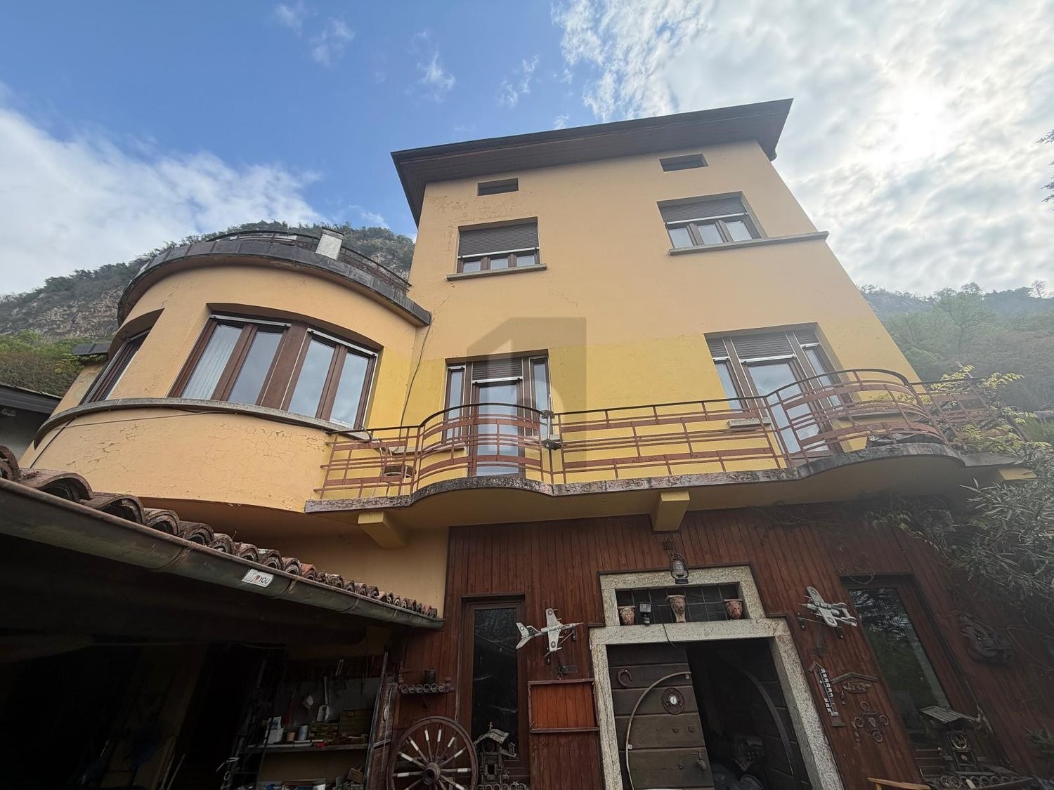 7 ½ Zimmer Villa, Foto 3 von 4