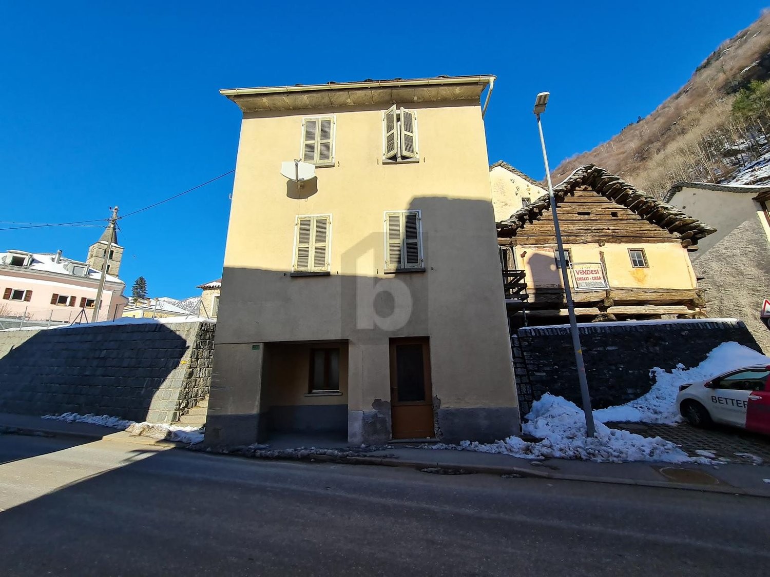 3 Zimmer Einfamilienhaus, Foto 2 von 4