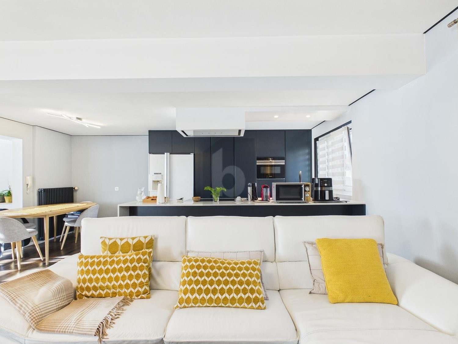 8 ½ rooms villa