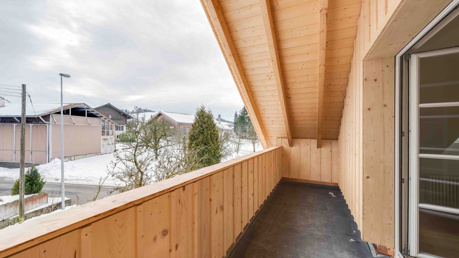 11 rooms multi family house, Foto 10 von 10
