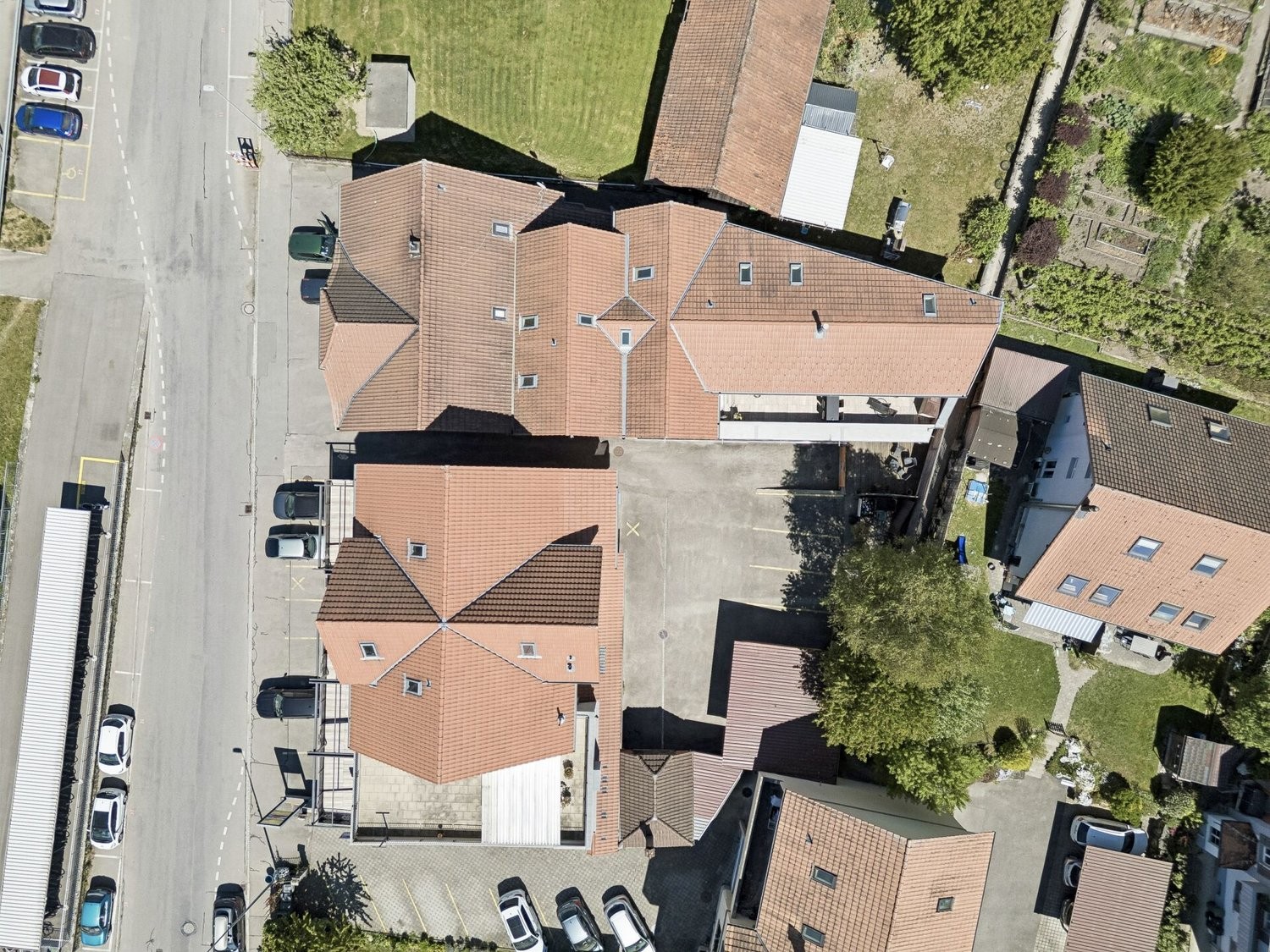Living / commercial building