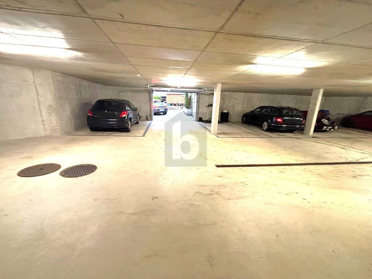 Open slot, Foto 2 von 3