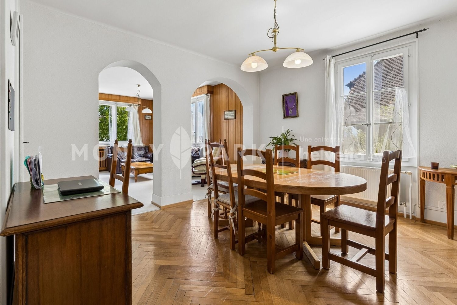 8 Zimmer Einfamilienhaus