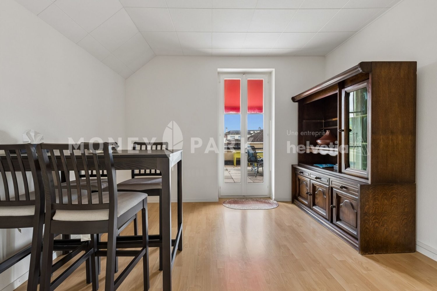 8 Zimmer Einfamilienhaus