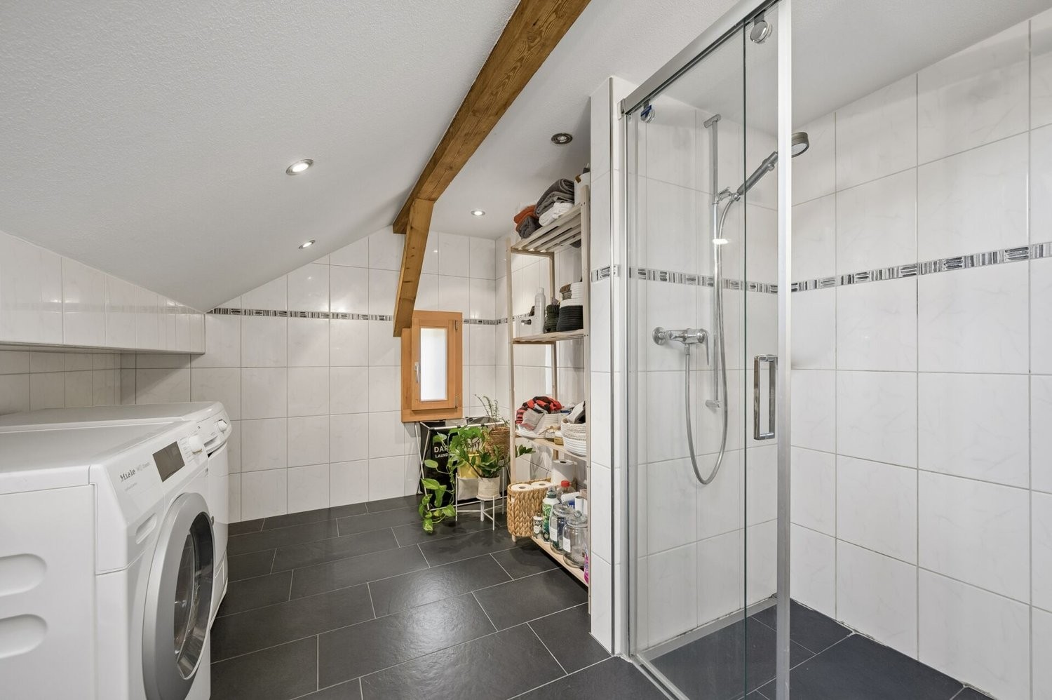 294m² living / commercial building, Foto 8 von 10