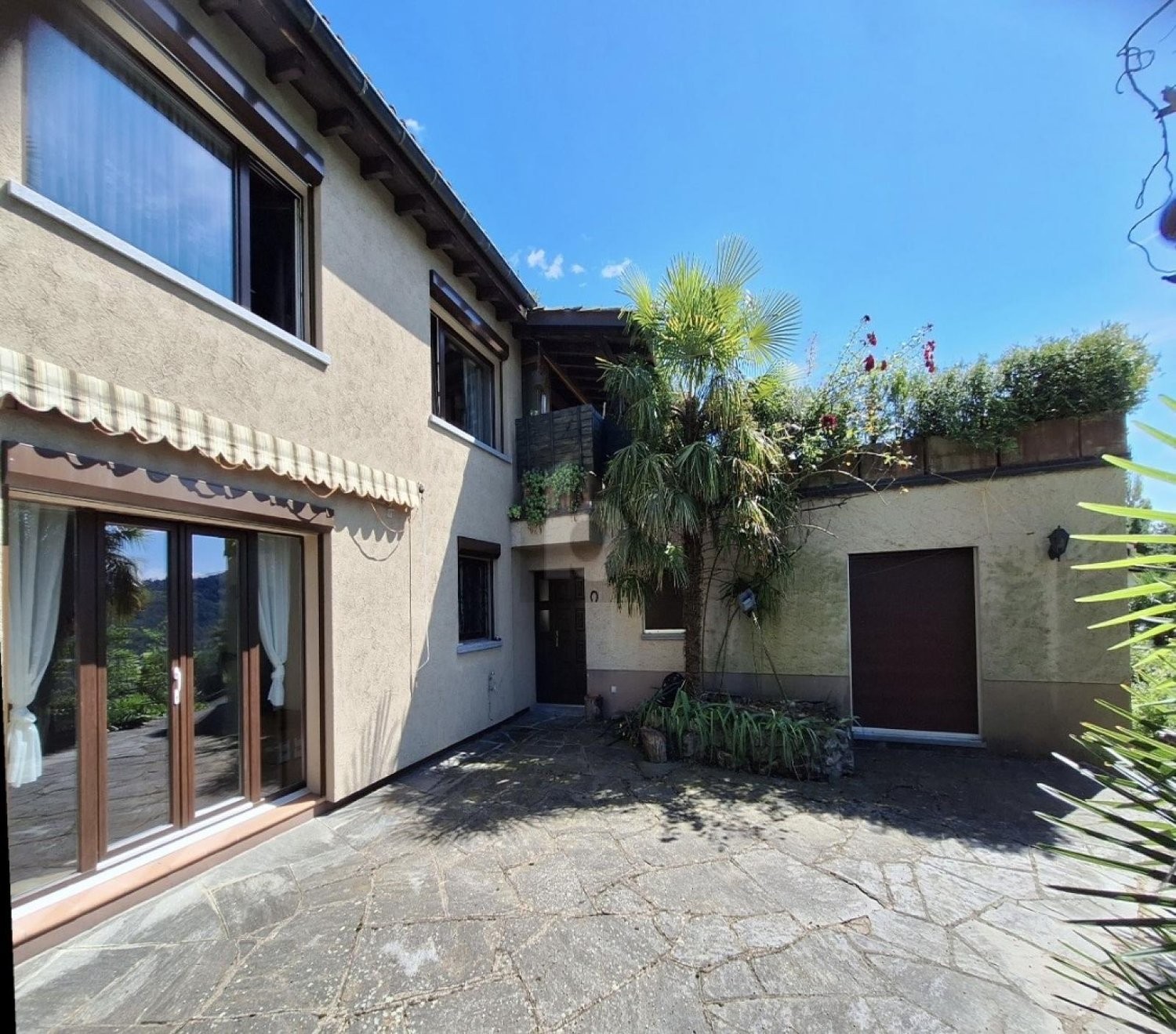 8-Zimmer-Villa
