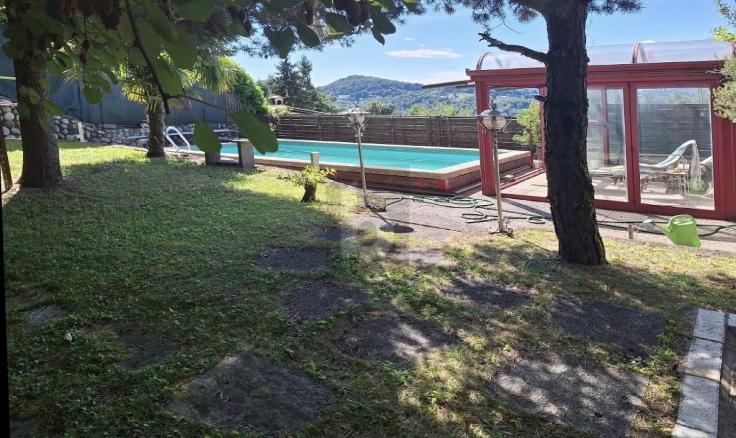 8-Zimmer-Villa